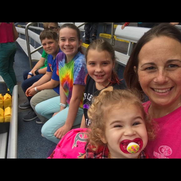 Meet your Posher, Tina - Picture 4 of 6